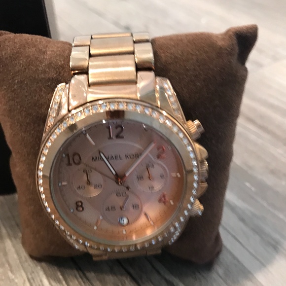 Michael Kors Rose Gold Watch | Embellished Bezel | Big Face - Picture 12 of 13
